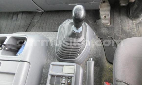 Acheter Occasion Utilitaire Isuzu FTR 850 Blanc à Beitbridge, Matabeleland South Acheter Occasion Utilitaire Isuzu FTR 850 Blanc à Beitbridge, Matabeleland South