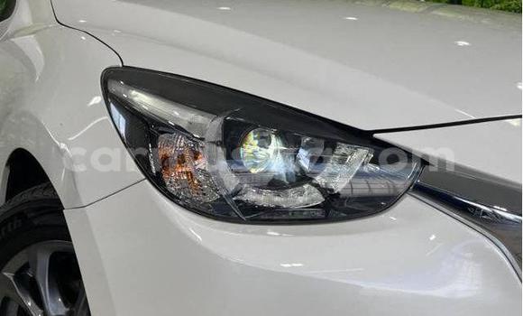 Tenga Tsaru Mazda Demio Chena Mota in Beitbridge in Matabeleland South Tenga Tsaru Mazda Demio Chena Mota in Beitbridge in Matabeleland South