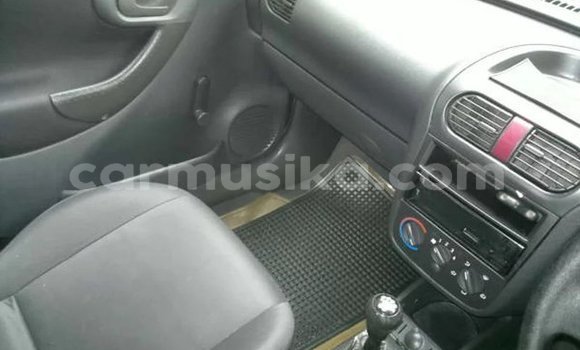 Tenga Tsaru Chevrolet Corsa Zvimwe Mota in Beitbridge in Matabeleland South Tenga Tsaru Chevrolet Corsa Zvimwe Mota in Beitbridge in Matabeleland South