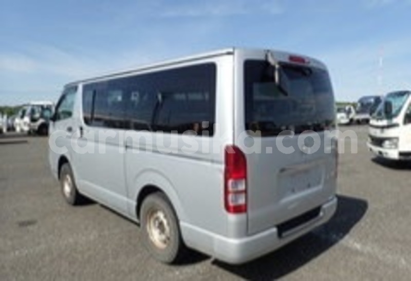 Big with watermark toyota hiace matabeleland south beitbridge 33975