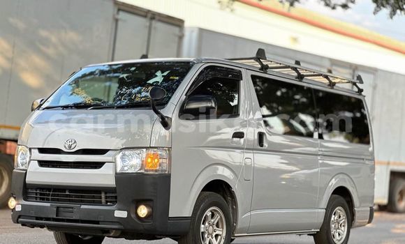 Nunua Ilio tumika Toyota Regius Nyingine Gari ndani ya Chegutu nchini Mashonaland West