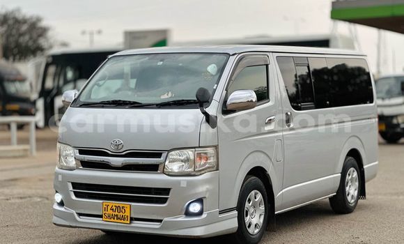 Buy Used Toyota RegiusAce Other Car in Chegutu in Mashonaland West Buy Used Toyota RegiusAce Other Car in Chegutu in Mashonaland West