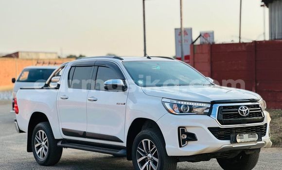 Nunua Ilio tumika Toyota Hilux Nyeupe Gari ndani ya Harare nchini Harare Nunua Ilio tumika Toyota Hilux Nyeupe Gari ndani ya Harare nchini Harare