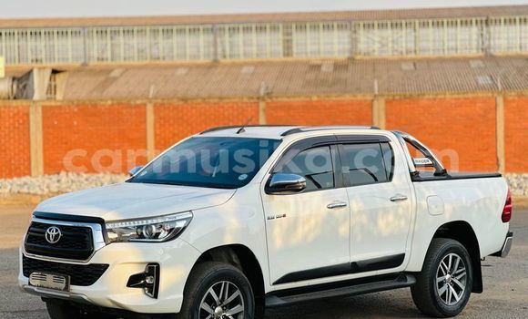 Buy Used Toyota Hilux White Car in Harare in Harare Buy Used Toyota Hilux White Car in Harare in Harare