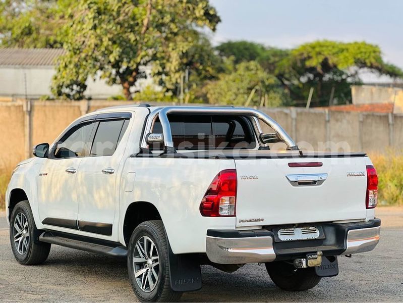 Big with watermark toyota hilux harare harare 33982