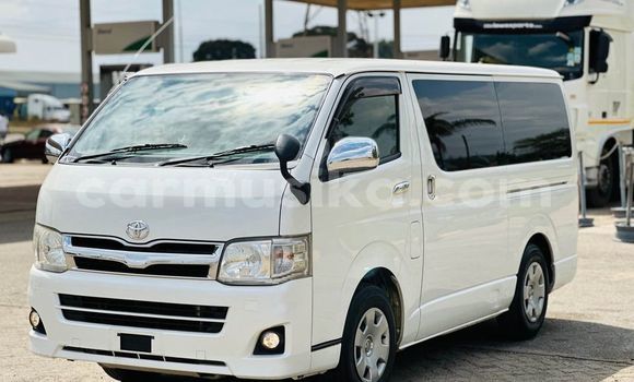 Buy Used Toyota RegiusAce White Car in Harare in Harare Buy Used Toyota RegiusAce White Car in Harare in Harare