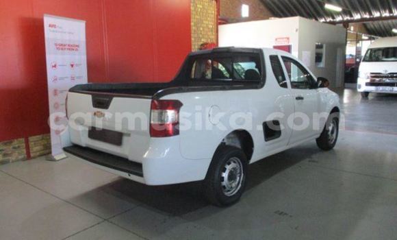 Tenga Tsaru Chevrolet Corsa Chena Mota in Beitbridge in Matabeleland South Tenga Tsaru Chevrolet Corsa Chena Mota in Beitbridge in Matabeleland South