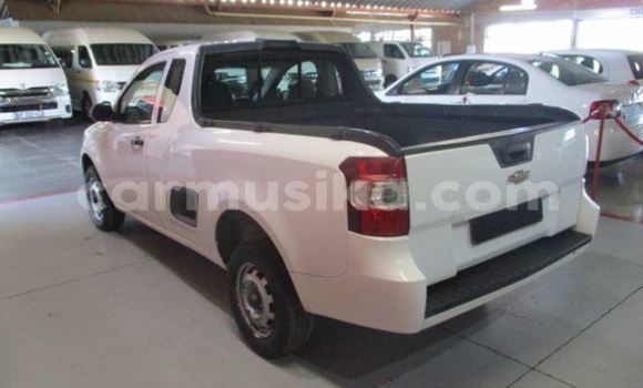 Tenga Tsaru Chevrolet Corsa Chena Mota in Beitbridge in Matabeleland South Tenga Tsaru Chevrolet Corsa Chena Mota in Beitbridge in Matabeleland South