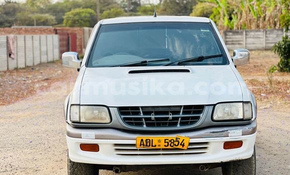 Buy Used Toyota Hilux White Car in Harare in Harare