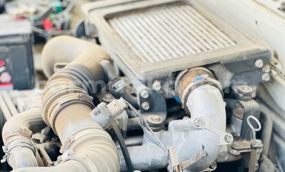 Buy Used Toyota Hilux White Car in Harare in Harare Buy Used Toyota Hilux White Car in Harare in Harare