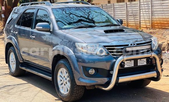 Nunua Ilio tumika Toyota Fortuner Nyingine Gari ndani ya Harare nchini Harare