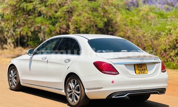 Buy Used Mercedes‒Benz C–Class White Car in Harare in Harare Buy Used Mercedes‒Benz C–Class White Car in Harare in Harare