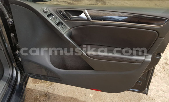 Acheter Occasion Voiture Volkswagen Golf GTI Noir à Beitbridge, Matabeleland South Acheter Occasion Voiture Volkswagen Golf GTI Noir à Beitbridge, Matabeleland South