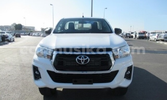 Acheter Occasion Voiture Toyota Hilux Blanc à Beitbridge, Matabeleland South Acheter Occasion Voiture Toyota Hilux Blanc à Beitbridge, Matabeleland South