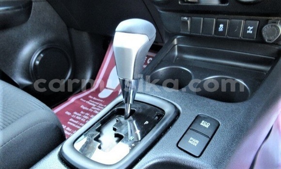 Acheter Occasion Voiture Toyota Hilux Blanc à Beitbridge, Matabeleland South Acheter Occasion Voiture Toyota Hilux Blanc à Beitbridge, Matabeleland South