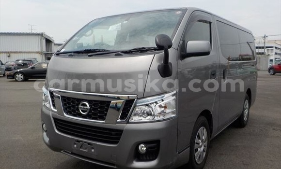 Nunua Ilio tumika Nissan Nv350 Brown Gari ndani ya Beitbridge nchini Matabeleland Kusini Nunua Ilio tumika Nissan Nv350 Brown Gari ndani ya Beitbridge nchini Matabeleland Kusini