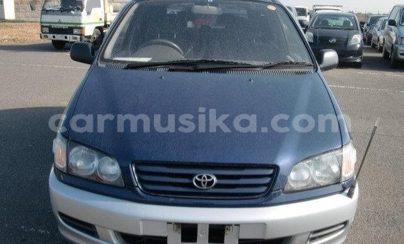 Tenga Tsaru Toyota Ipsum Bhuruu Mota in Beitbridge in Matabeleland South