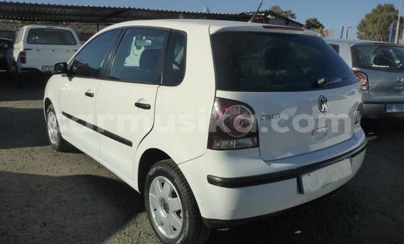 Tenga Tsaru Volkswagen Polo Chena Mota in Beitbridge in Matabeleland South Tenga Tsaru Volkswagen Polo Chena Mota in Beitbridge in Matabeleland South