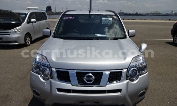 Acheter Occasion Voiture Nissan X–Trail Gris à Beitbridge, Matabeleland South Acheter Occasion Voiture Nissan X–Trail Gris à Beitbridge, Matabeleland South
