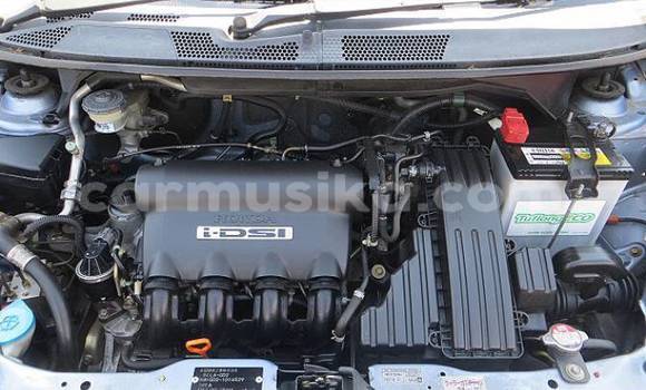 Acheter Occasion Voiture Honda Fit Bleu à Beitbridge, Matabeleland South Acheter Occasion Voiture Honda Fit Bleu à Beitbridge, Matabeleland South