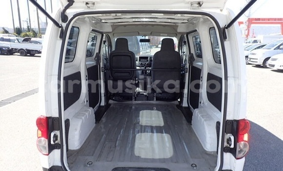 Acheter Occasion Voiture Nissan Vanette Blanc à Beitbridge, Matabeleland South Acheter Occasion Voiture Nissan Vanette Blanc à Beitbridge, Matabeleland South