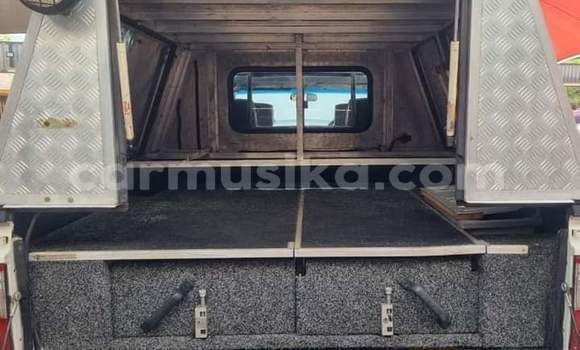 Acheter Occasion Voiture Toyota Hilux Blanc à Beitbridge, Matabeleland South Acheter Occasion Voiture Toyota Hilux Blanc à Beitbridge, Matabeleland South