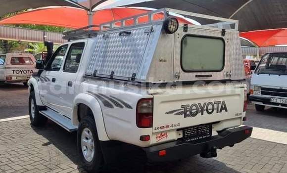 Acheter Occasion Voiture Toyota Hilux Blanc à Beitbridge, Matabeleland South Acheter Occasion Voiture Toyota Hilux Blanc à Beitbridge, Matabeleland South