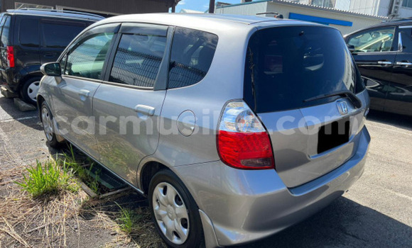 Buy Used Honda Fit Silver Car in Beitbridge in Matabeleland South Buy Used Honda Fit Silver Car in Beitbridge in Matabeleland South