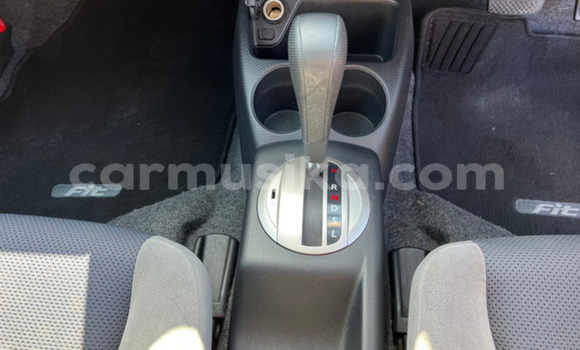 Buy Used Honda Fit Silver Car in Beitbridge in Matabeleland South Buy Used Honda Fit Silver Car in Beitbridge in Matabeleland South
