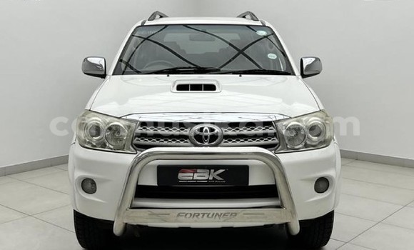 Buy Used Toyota Fortuner White Car in Beitbridge in Matabeleland South