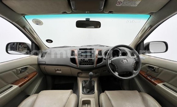 Acheter Occasion Voiture Toyota Fortuner Blanc à Beitbridge, Matabeleland South Acheter Occasion Voiture Toyota Fortuner Blanc à Beitbridge, Matabeleland South