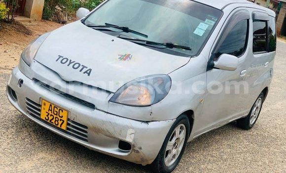 Acheter Occasion Voiture Toyota FunCargo Autre à Harare, Harare Acheter Occasion Voiture Toyota FunCargo Autre à Harare, Harare