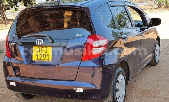 Nunua Ilio tumika Honda Fit Nyeusi Gari ndani ya Harare nchini Harare