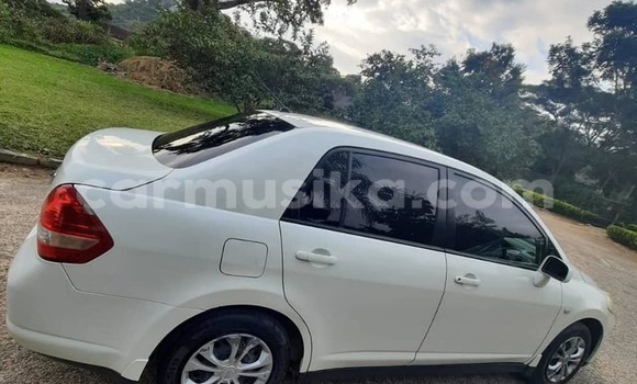 Acheter Occasion Voiture Nissan Tiida Blanc à Harare, Harare Acheter Occasion Voiture Nissan Tiida Blanc à Harare, Harare
