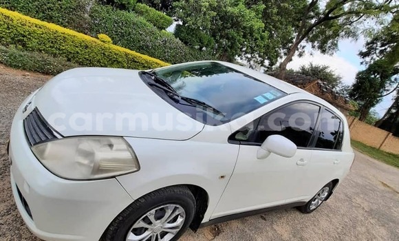 Acheter Occasion Voiture Nissan Tiida Blanc à Harare, Harare Acheter Occasion Voiture Nissan Tiida Blanc à Harare, Harare
