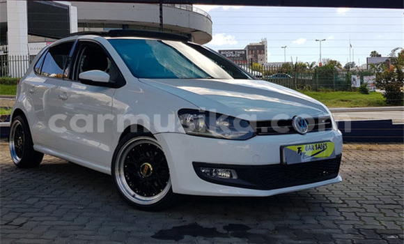 Buy Used Volkswagen Polo White Car in Beitbridge in Matabeleland South Buy Used Volkswagen Polo White Car in Beitbridge in Matabeleland South