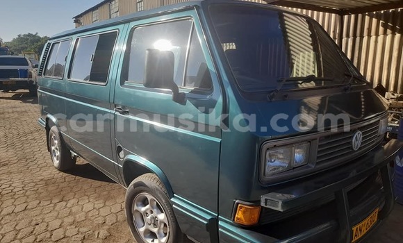 Tenga Tsaru Volkswagen Caravelle Nhema Mota in Harare in Harare Tenga Tsaru Volkswagen Caravelle Nhema Mota in Harare in Harare