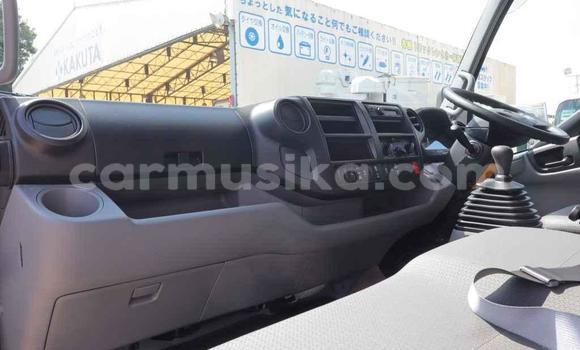 Acheter Occasion Utilitaire Toyota Dyna Blanc à Beitbridge, Matabeleland South Acheter Occasion Utilitaire Toyota Dyna Blanc à Beitbridge, Matabeleland South