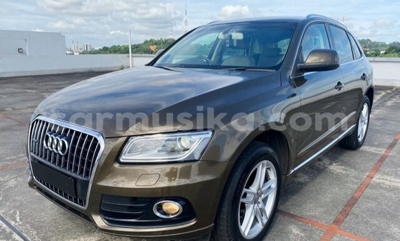 Nunua Ilio tumika Audi Q5 Beige Gari ndani ya Beitbridge nchini Matabeleland Kusini Nunua Ilio tumika Audi Q5 Beige Gari ndani ya Beitbridge nchini Matabeleland Kusini