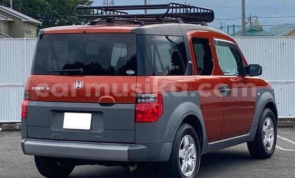 Nunua Ilio tumika Honda Element Nyekundu Gari ndani ya Beitbridge nchini Matabeleland Kusini Nunua Ilio tumika Honda Element Nyekundu Gari ndani ya Beitbridge nchini Matabeleland Kusini