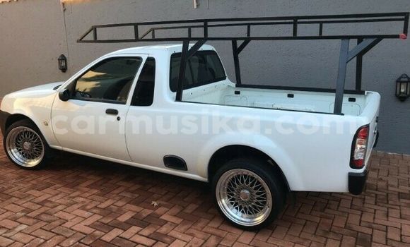 Tenga Tsaru Ford Bronco Chena Mota in Beitbridge in Matabeleland South Tenga Tsaru Ford Bronco Chena Mota in Beitbridge in Matabeleland South