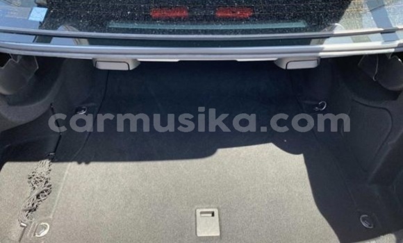 Acheter Occasion Voiture Mercedes-Benz E-Classe Gris à Beitbridge, Matabeleland South Acheter Occasion Voiture Mercedes-Benz E-Classe Gris à Beitbridge, Matabeleland South