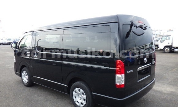 Acheter Occasion Voiture Toyota Hiace Noir à Beitbridge, Matabeleland South Acheter Occasion Voiture Toyota Hiace Noir à Beitbridge, Matabeleland South