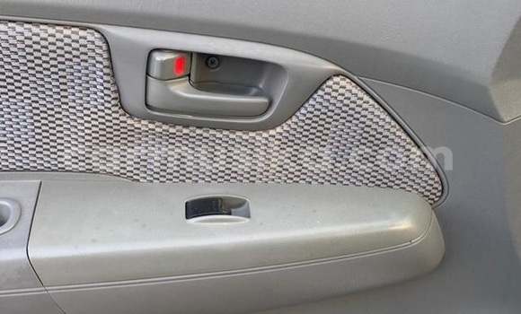 Acheter Occasion Voiture Toyota Hilux Blanc à Beitbridge, Matabeleland South Acheter Occasion Voiture Toyota Hilux Blanc à Beitbridge, Matabeleland South