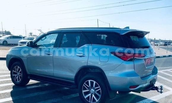 Tenga Tsaru Toyota Fortuner Sirivha Mota in Beitbridge in Matabeleland South Tenga Tsaru Toyota Fortuner Sirivha Mota in Beitbridge in Matabeleland South