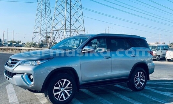 Tenga Tsaru Toyota Fortuner Sirivha Mota in Beitbridge in Matabeleland South Tenga Tsaru Toyota Fortuner Sirivha Mota in Beitbridge in Matabeleland South