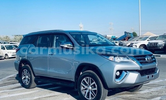Tenga Tsaru Toyota Fortuner Sirivha Mota in Beitbridge in Matabeleland South Tenga Tsaru Toyota Fortuner Sirivha Mota in Beitbridge in Matabeleland South