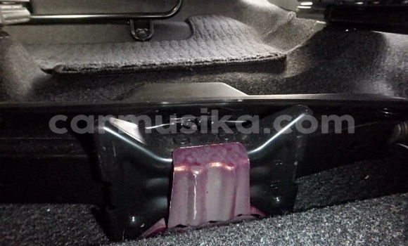 Acheter Occasion Voiture Toyota Vitz Beige à Beitbridge, Matabeleland South Acheter Occasion Voiture Toyota Vitz Beige à Beitbridge, Matabeleland South