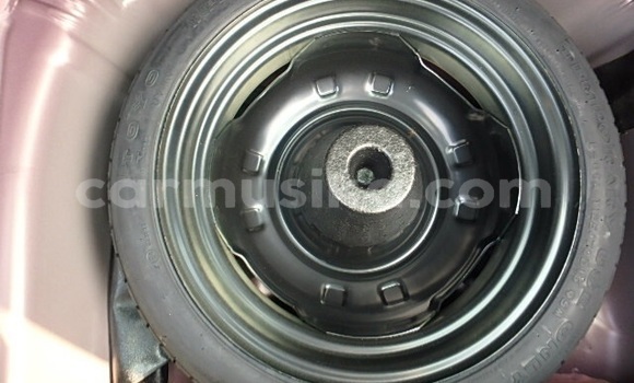 Acheter Occasion Voiture Toyota Vitz Beige à Beitbridge, Matabeleland South Acheter Occasion Voiture Toyota Vitz Beige à Beitbridge, Matabeleland South