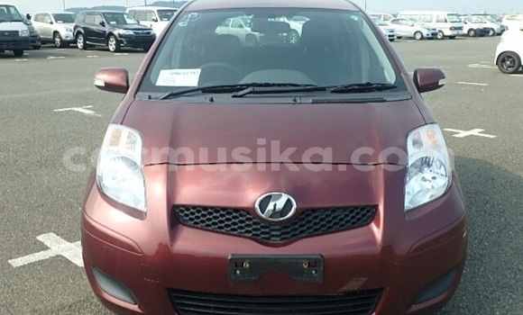 Acheter Occasion Voiture Toyota Vitz Beige à Beitbridge, Matabeleland South Acheter Occasion Voiture Toyota Vitz Beige à Beitbridge, Matabeleland South